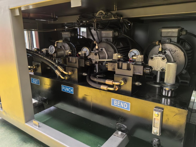 smg-barcraft-3000xa-pro-cnc-fully-automatic-busbar-processing-machine-13