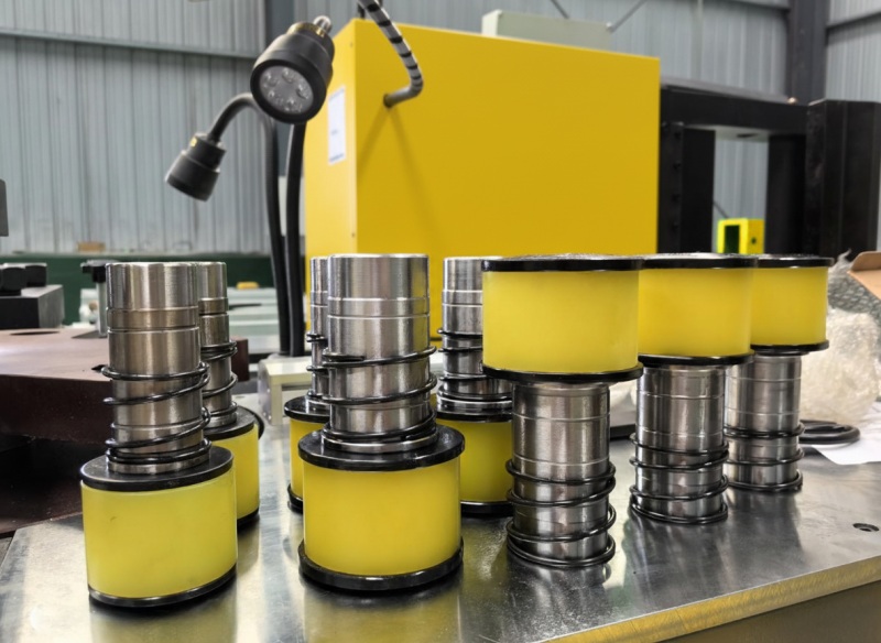 smg-barcraft-3000xa-pro-cnc-fully-automatic-busbar-processing-machine-15